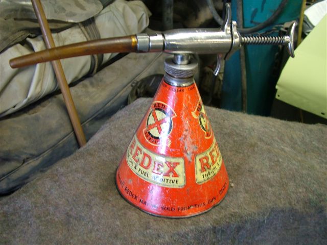 
	Another item from Edgars time warped garage,this Redex dispenser is in good original condition and full working order.A lovely  1950s garage forecourt item which will be an excellent additi